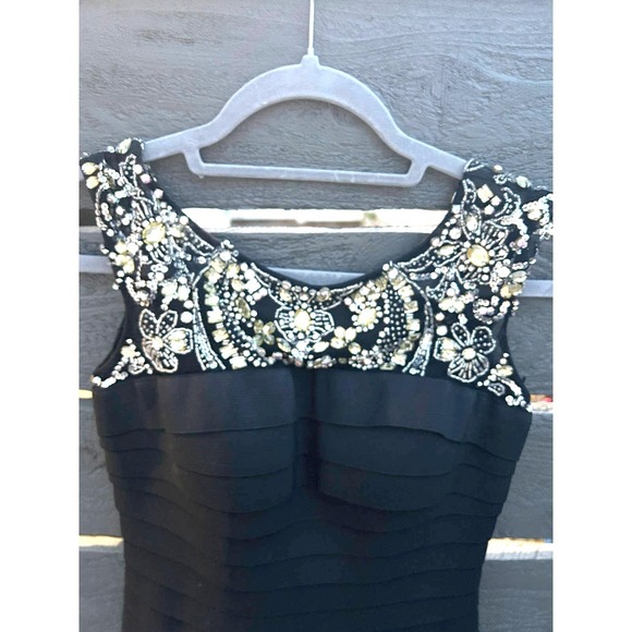 Sherri Hill Mini Dress, Formal, Bandage, Beaded Neckline, Black, Cocktail, Sz 2‎ - Picture 4 of 6